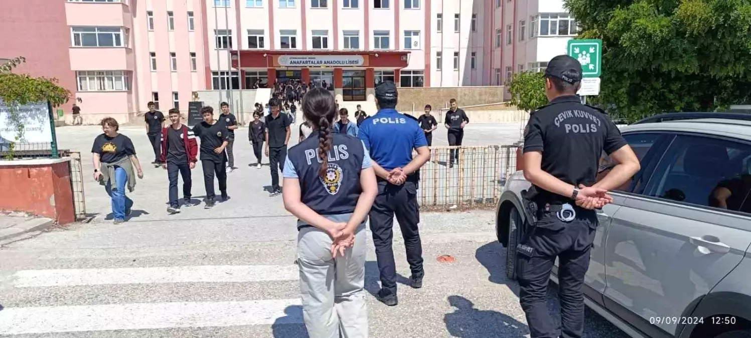 Afyonkarahisar’da Okul Çevrelerinde Denetim Yapıldı