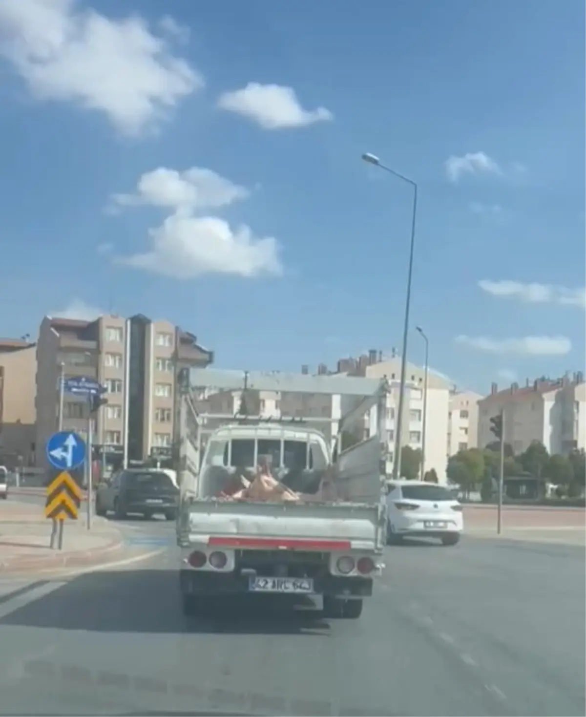 Konya’da Kamyonette Sağlıksız Et Taşınması İnfaz Edildi