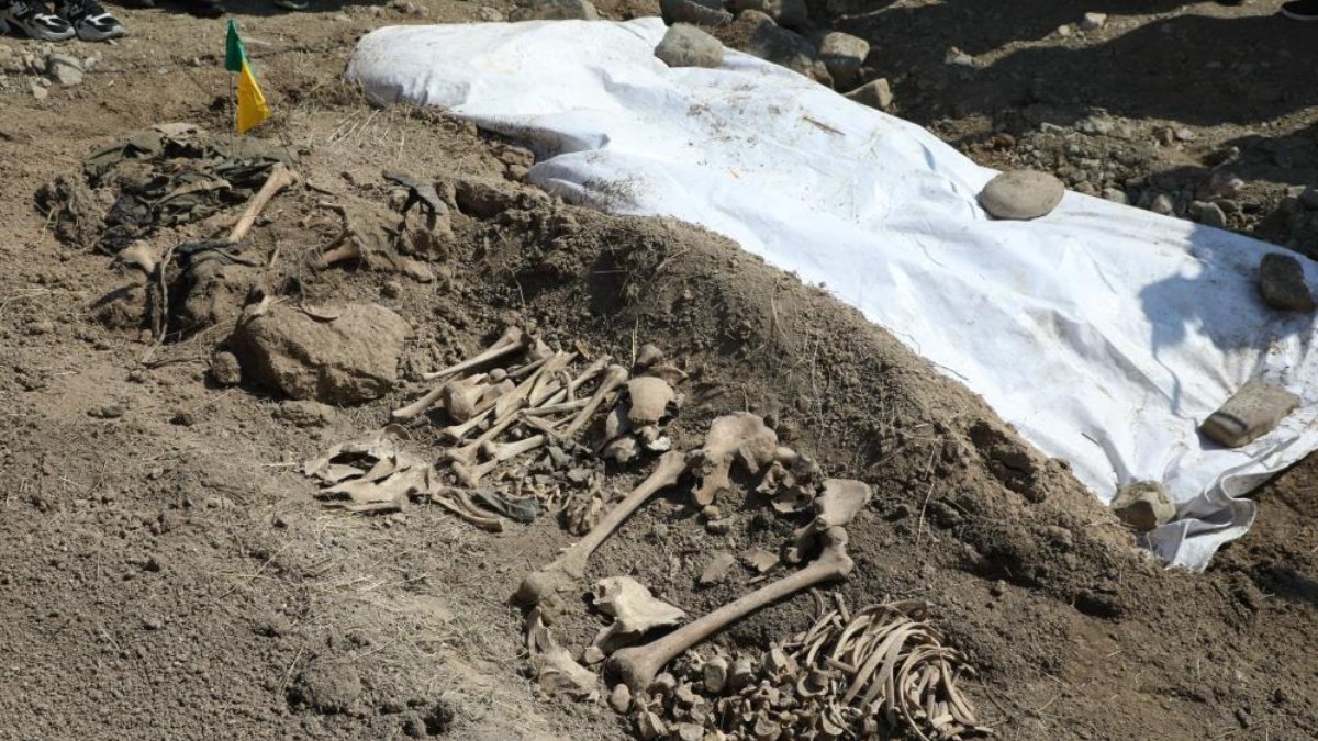 Azerbaycan’da yeni toplu mezarlar bulundu!