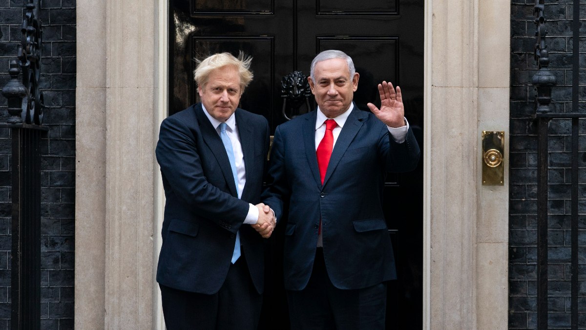 Boris Johnson: Netanyahu’nun kullandığı banyomda dinleme cihazı bulundu
