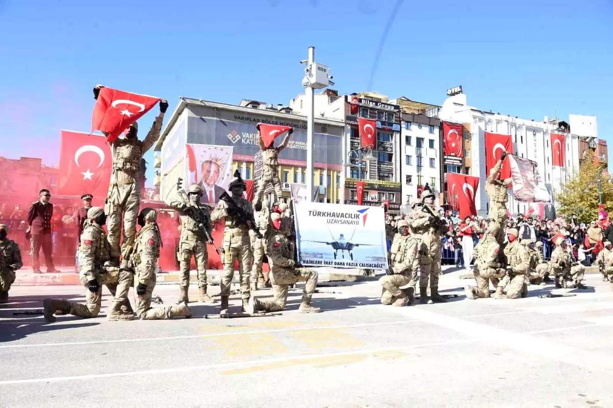 Kastamonu’da Jandarma Komandoları Coşturdu