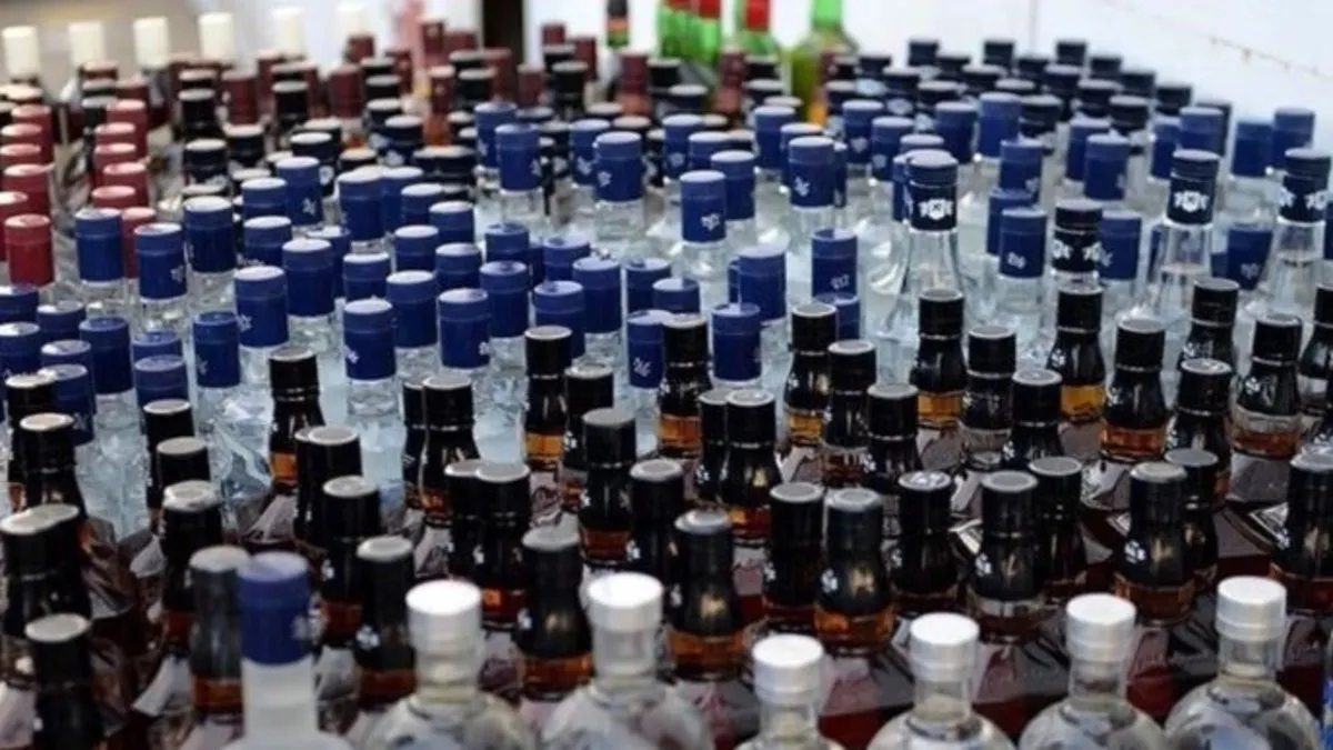 Sultangazi’de sahte içki operasyonu: 125 litre etil alkol ele geçirildi