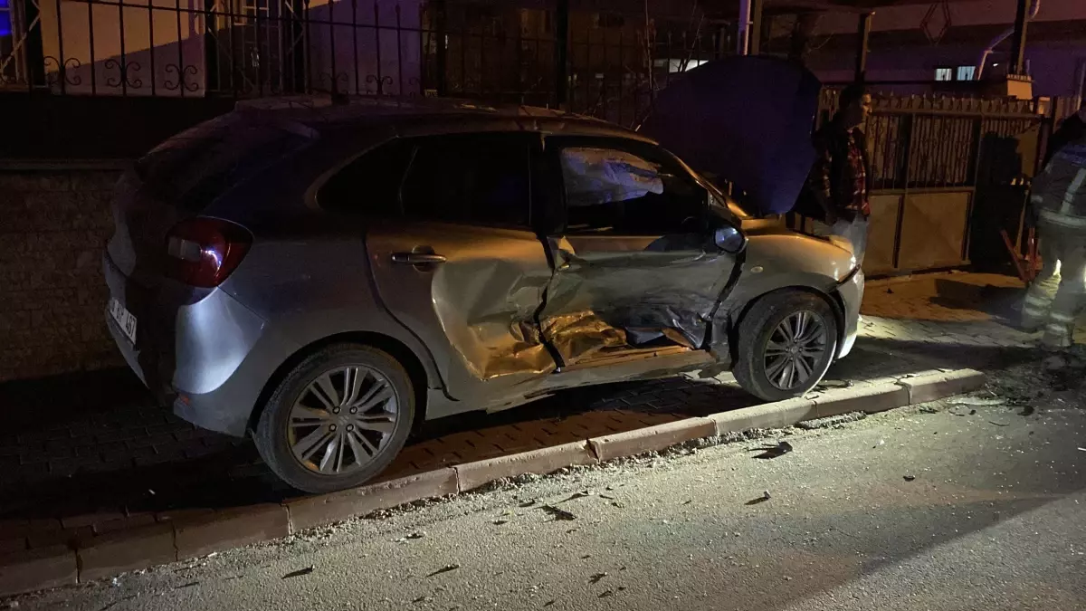 Bursa’da Trafik Kazası: 3 Yaralı