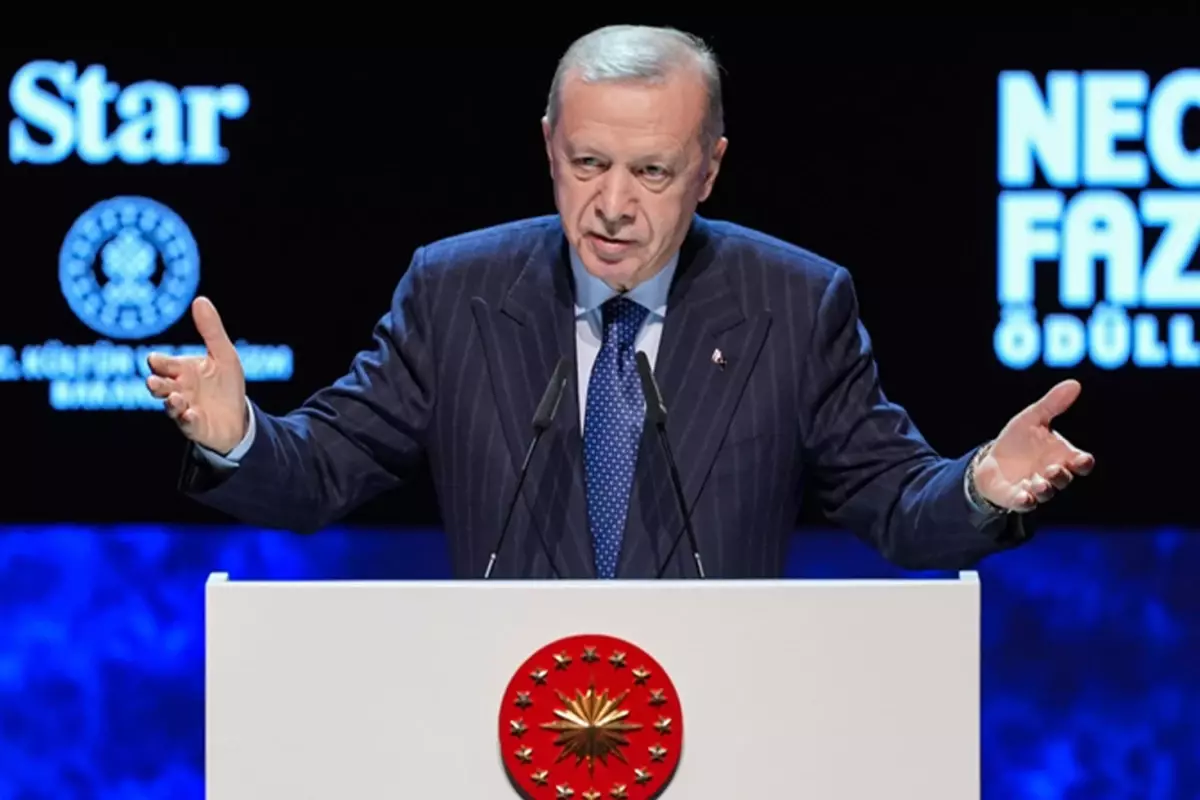 Cumhurbaşkanı Erdoğan, Necip Fazıl Ödülleri Programına Katıldı