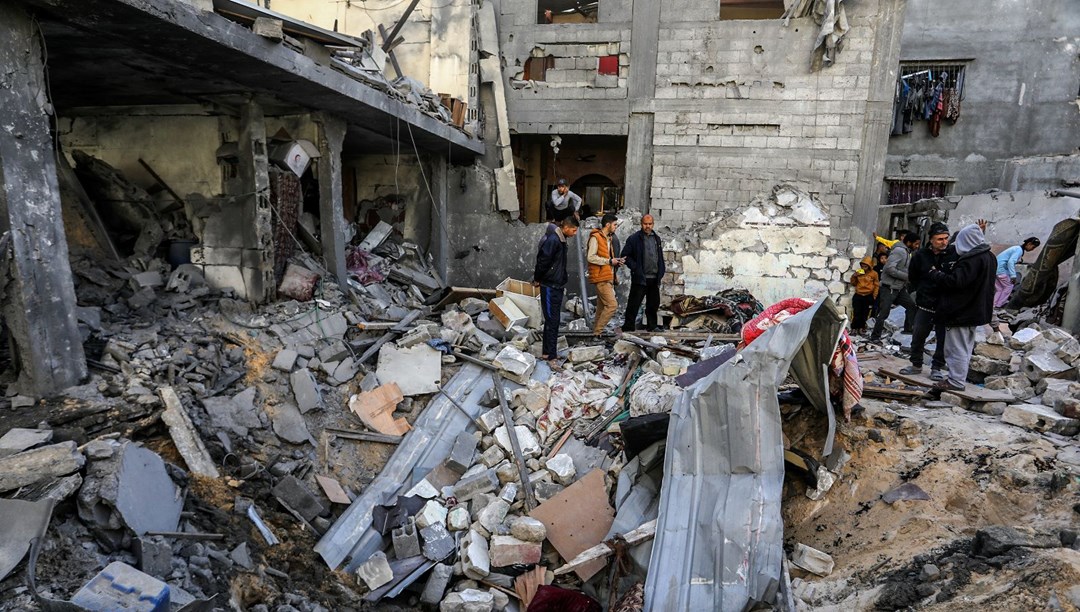 Gazze’de can kaybı 2,5 ayda bini aştı